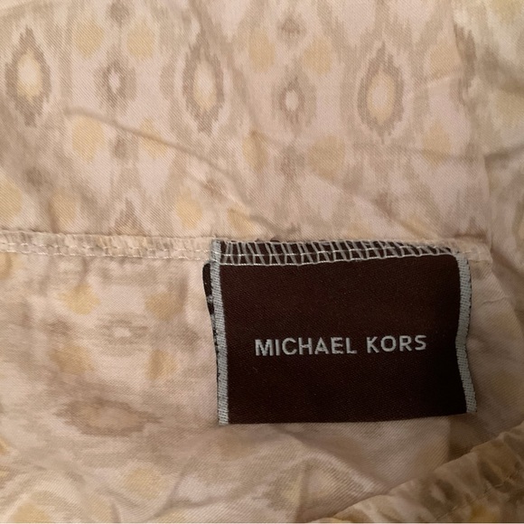 MIchael Kors Queen sheet set ✨ - Picture 4 of 9